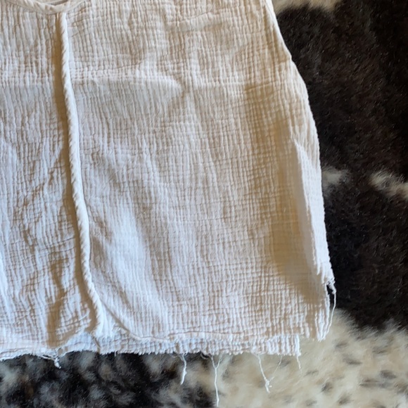 One Teaspoon Linen Top - Picture 3 of 5